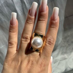 New! Zara women’s model 18k Gold plated color Band Ring pearl